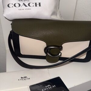 Coach Tabby 26 NWOT- F76105